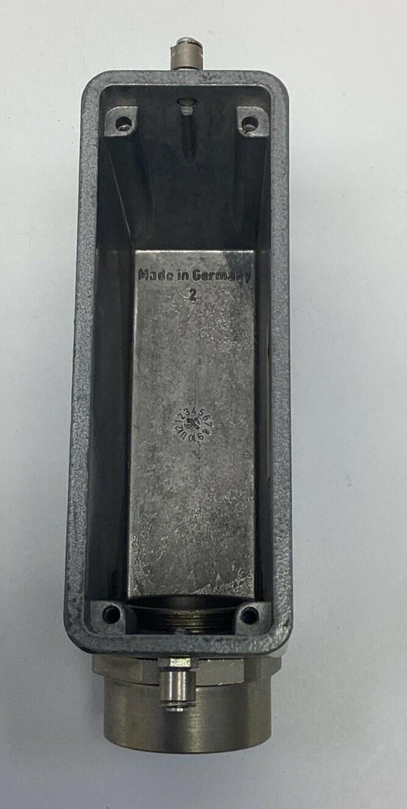 Thomas & Betts SH724 Aluminum Side Entry Hood for 24-Pin Inserts