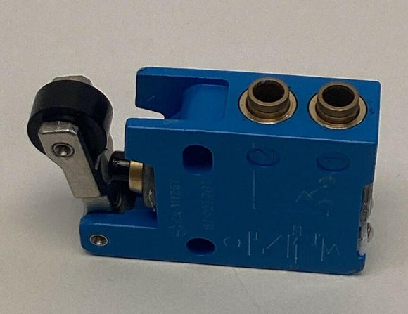 Crouzet 81921701 Compact Limit Switch, Normally Closed, Top Roller