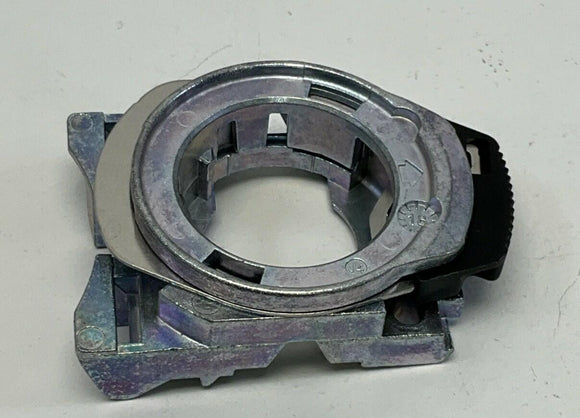 Allen Bradley 800F-MN3 Green LED Back of Panel Lamp and Contact 24VAC