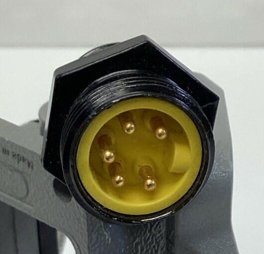 Brad Connectivity 1R5006A20A120 5-Pin Male Straight 12"