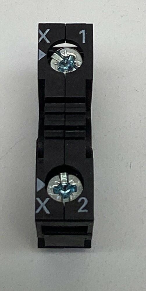 Siemens 3SB3-605-0AA21 Illuminated Red Pushbutton 1-NO+1-NC