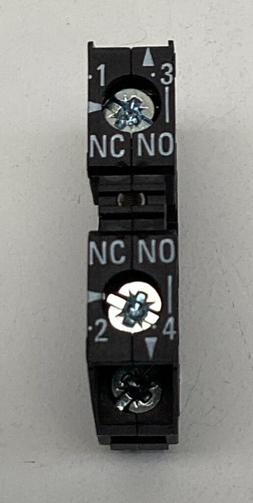 Siemens 3SB3-605-0AA21 Illuminated Red Pushbutton 1-NO+1-NC