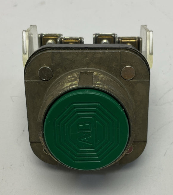 Allen Bradley 800T-A1A Green Push Button 1-NO, 1NC