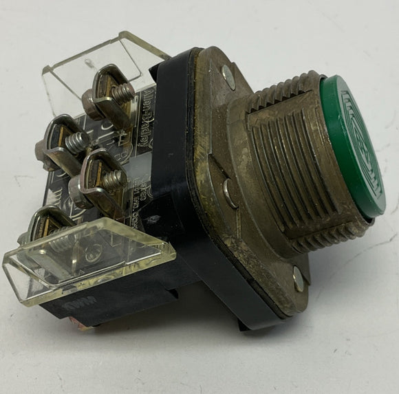 Allen Bradley 800T-A1A Green Push Button 1-NO, 1NC
